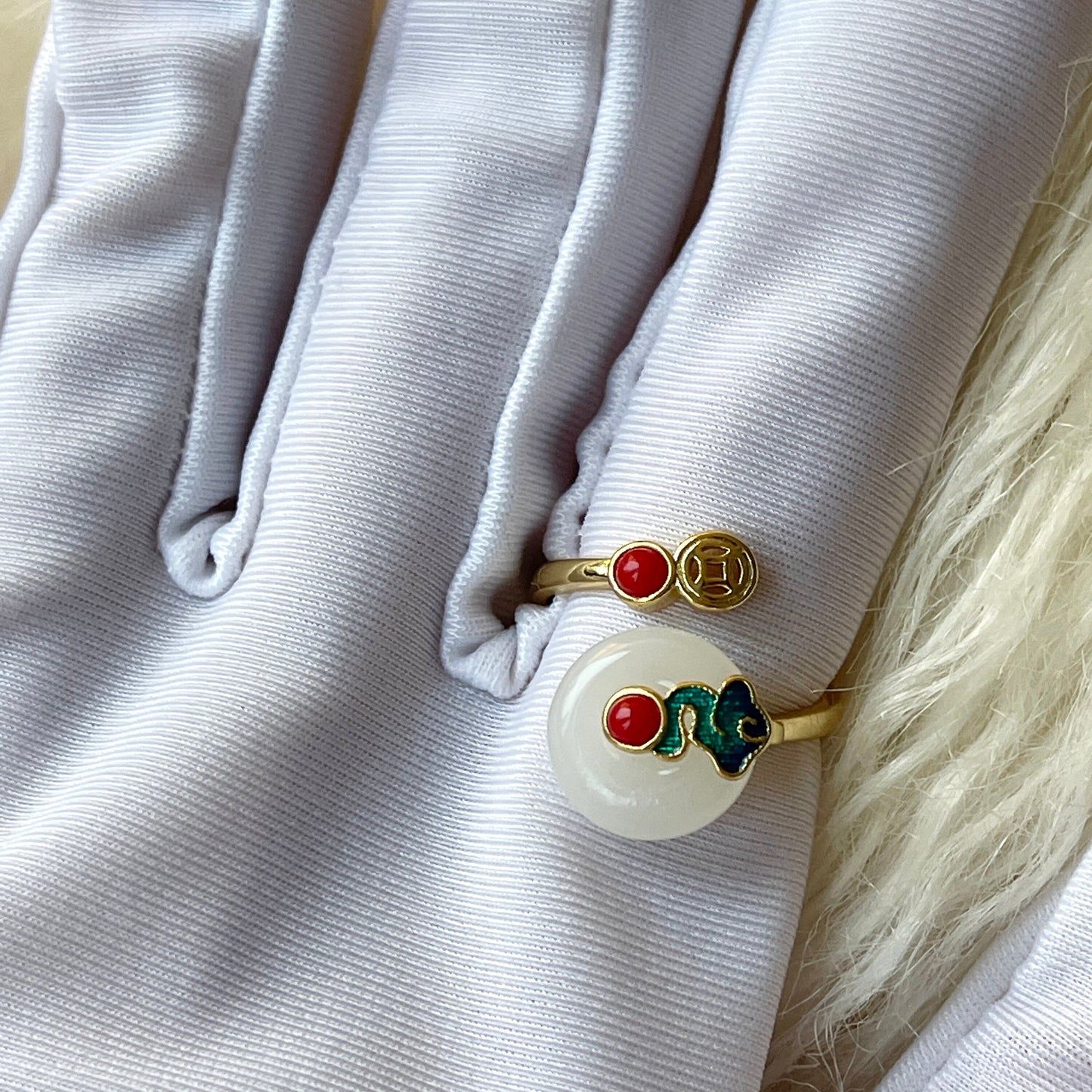Creative Natural Jade Gold Unisex Cocktail Ring | Rotatable Mobile Nature Energy Ring Gift