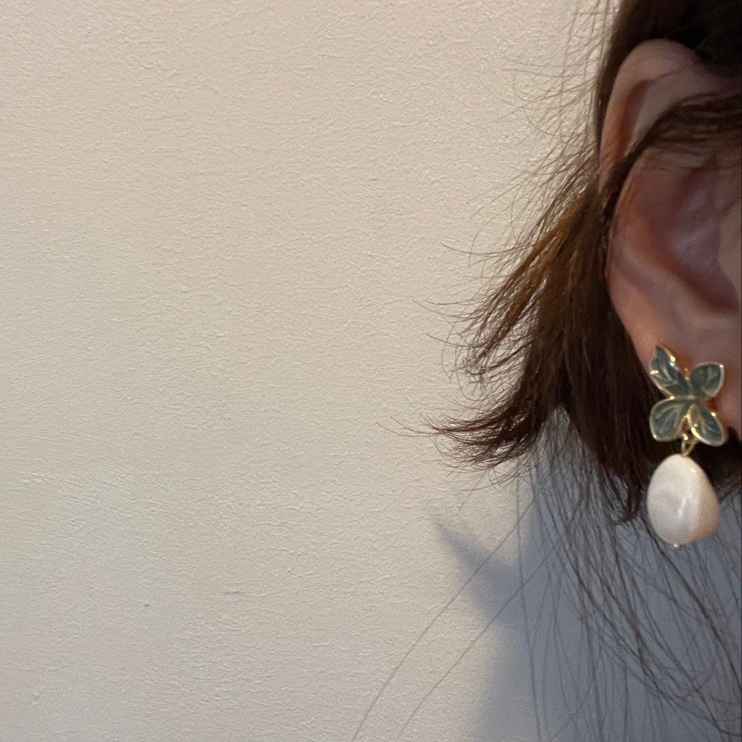 Freshwater Pearl Earrings, Green Leaf Vine Stud Earrings, Baroque Pearl Dangle, Chunky Earrings, Statement Earrings, Bridesmaid Wedding Gift
