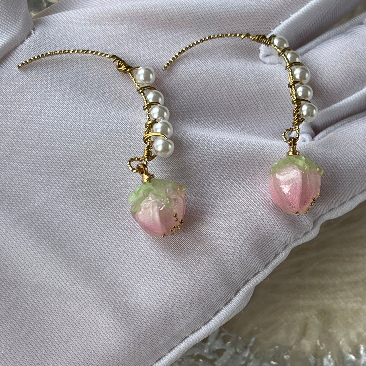 Pink Strawberry Dangle Earrings, Y2K Pearl Bead Earrings, Fruit Earrings, Cute Quirky Earrings, Miniature Foodie Earrings, Handmade Gift