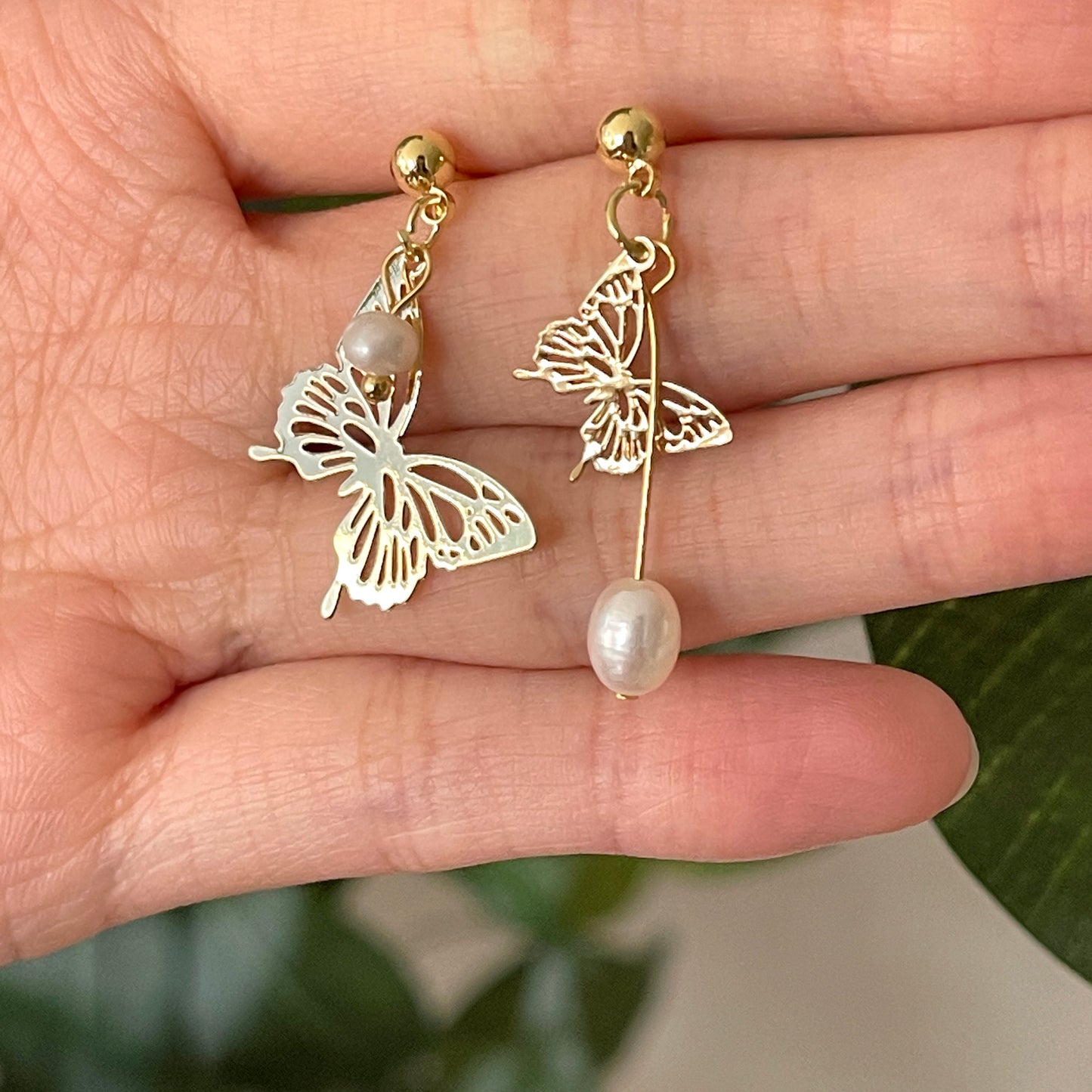 Golden Lace Butterfly Statement Earrings - Asymmetric Natural Pearl Dangle Earrings