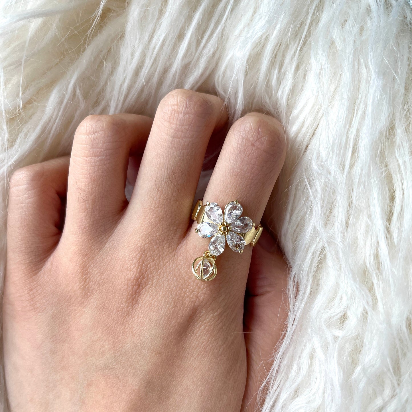 Flower Dangle Charm Ring - Gold Wave Chunky Band Ring - Open Adjustable Cocktail Rings