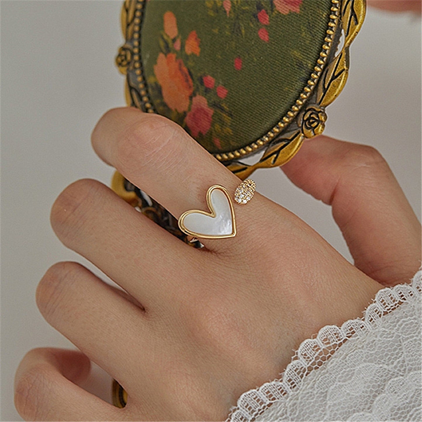 Mother of Pearl Gold Heart Cocktail Ring - Open Shell White Chunky Ring