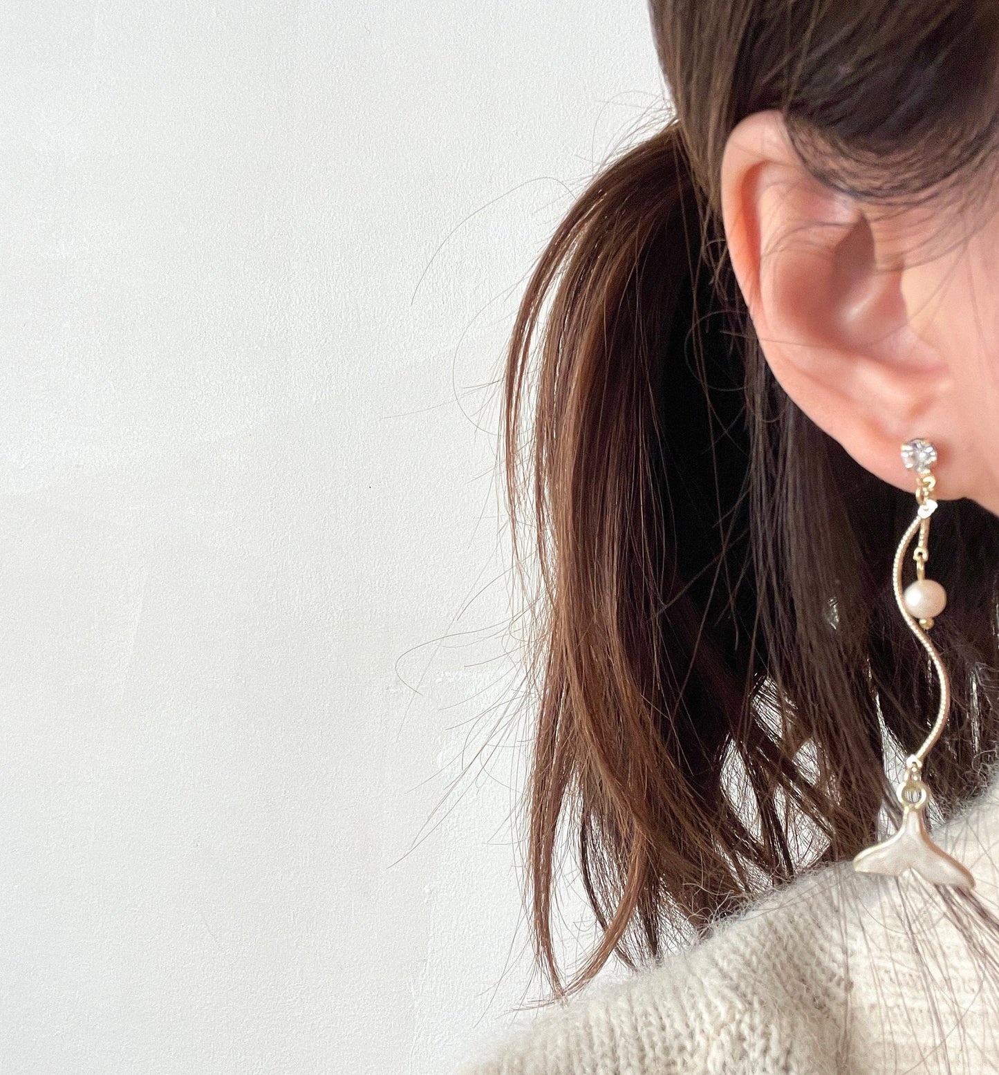 Mermaid Tail Earrings, Natural Pearl Earrings, Gold Spiral Dangle, Rhinestone Earrings, Ocean Creature Earrings, Mermaid Earrings, Nautical