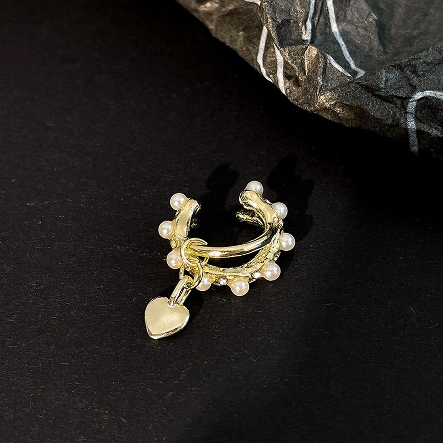 Gold dangle pearl ear cuff, Non pierced ear climber, Infinity heart ear jacket, Twist eternity ear cuff, Romantic ear wrap, Dainty earrings
