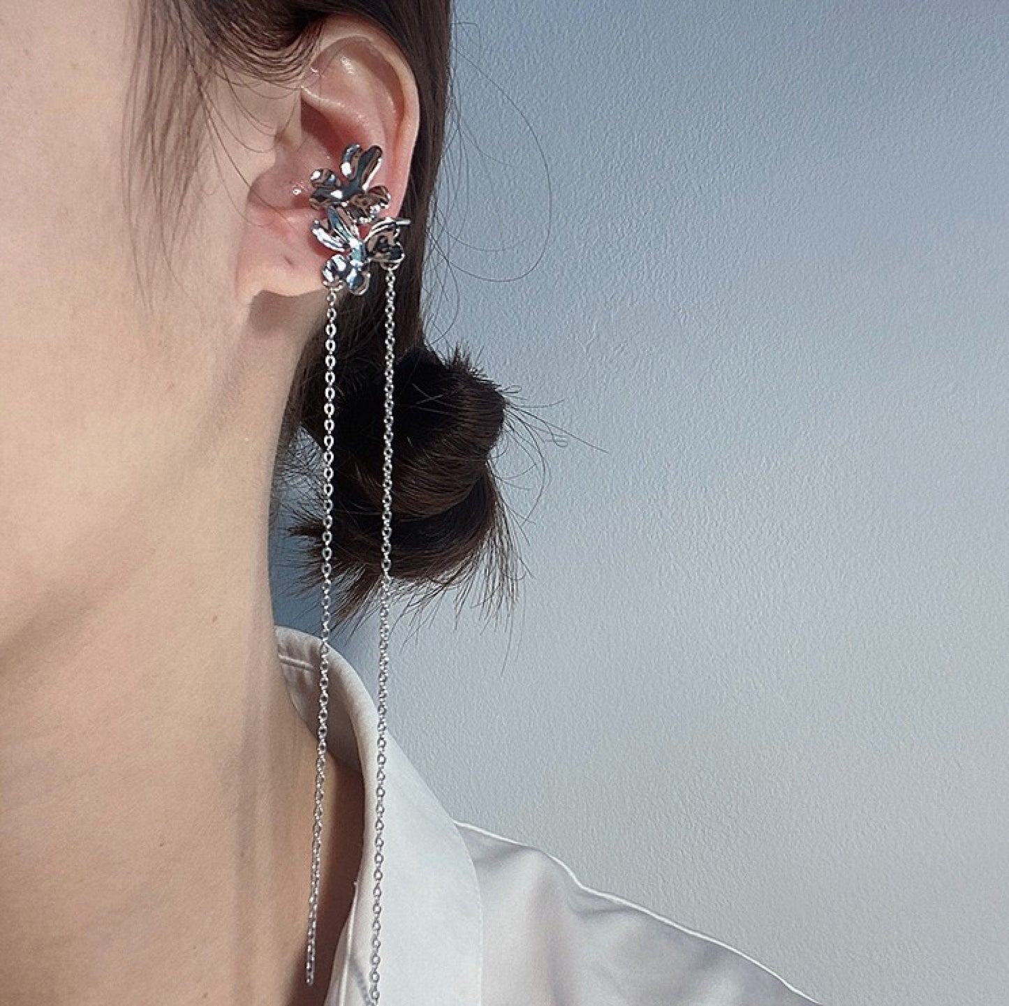 Gothic Punk Silver Clover Leaf Floral Ear Cuff Wrap | No piercing Helix Cartilage Ear Vine Climber