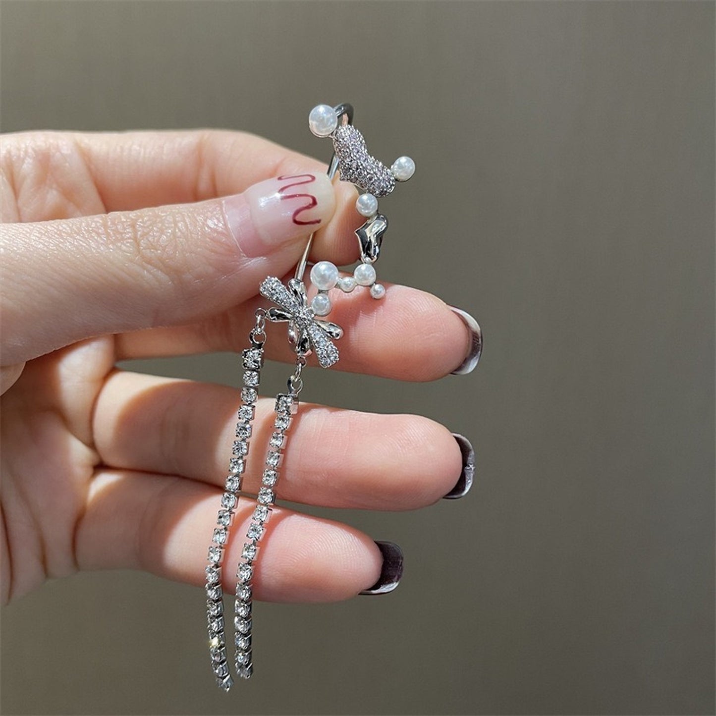 Romantic pearl ear wrap, Pink heart ear climber, No piercing ribbon earcuff, Dangle ear wrap, Dainty silver ear wrap, Non pierced ear jacket