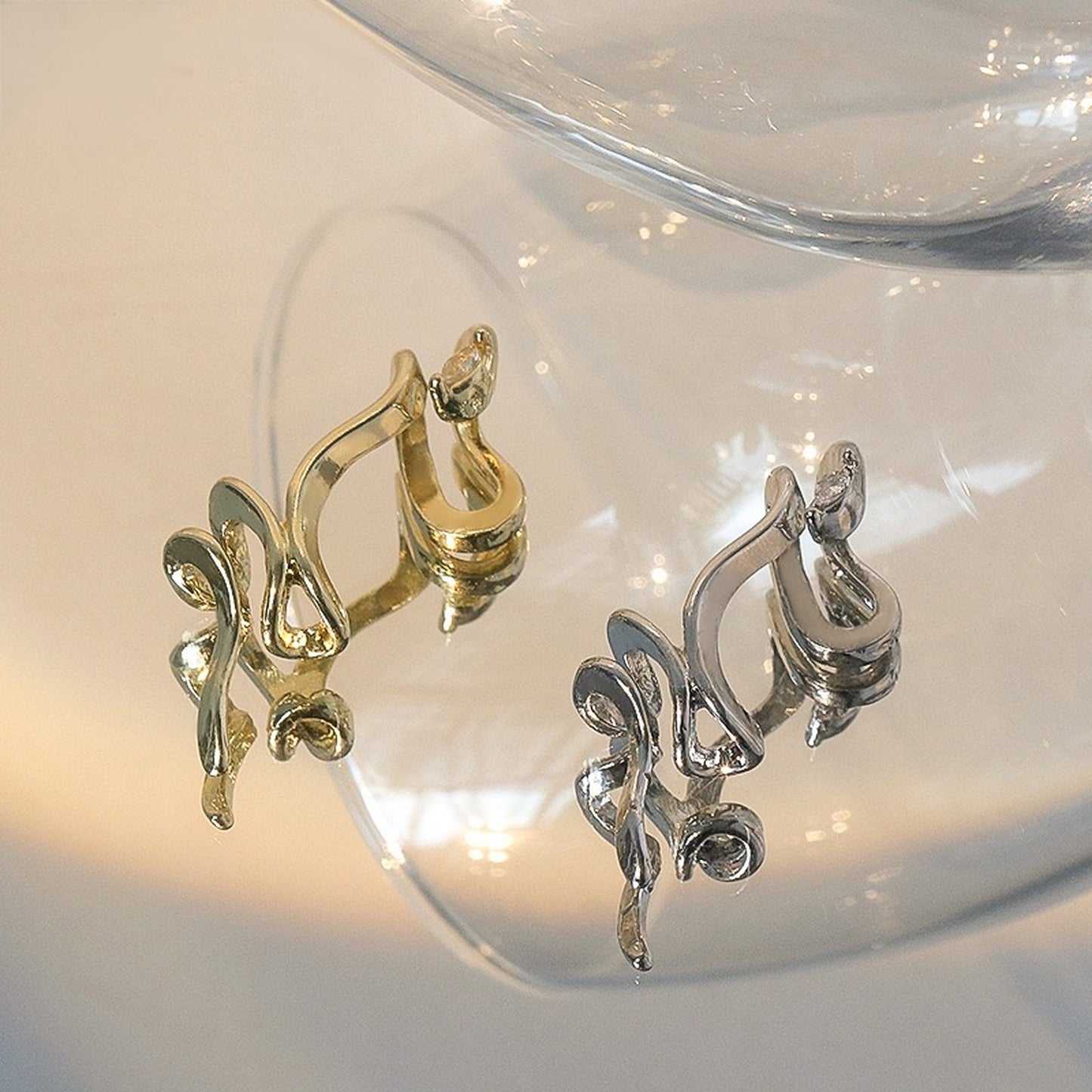 Wave curve ear climber crawler, Gothic snake earrings, No piercing cz ear cuff, Punk ear jewelry, Geometrical earrings, Helix ear vine wrap