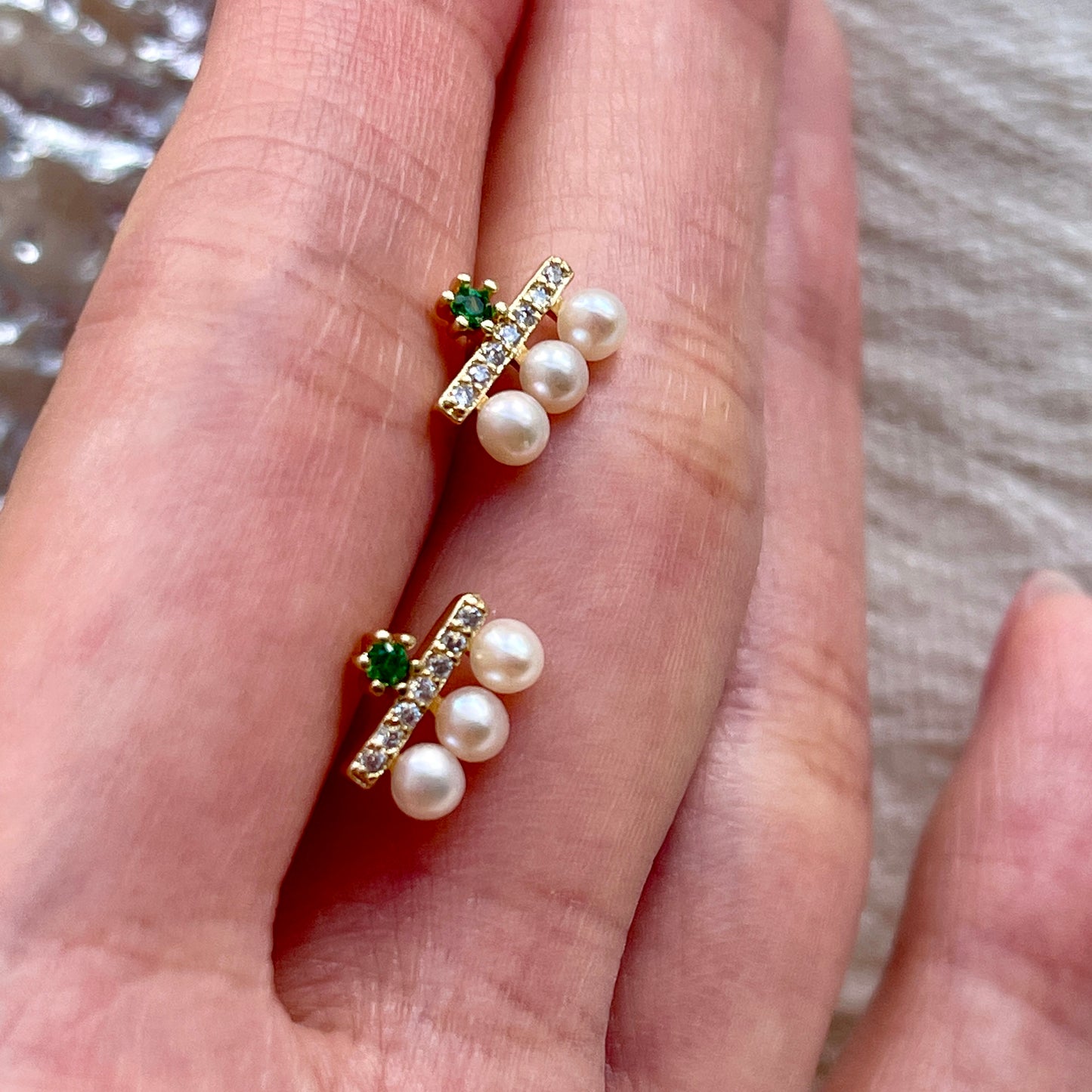 Dainty Green Emerald and Pearl Stud Earrings | Minimalism Emerald Pearl Ear Stud Climber