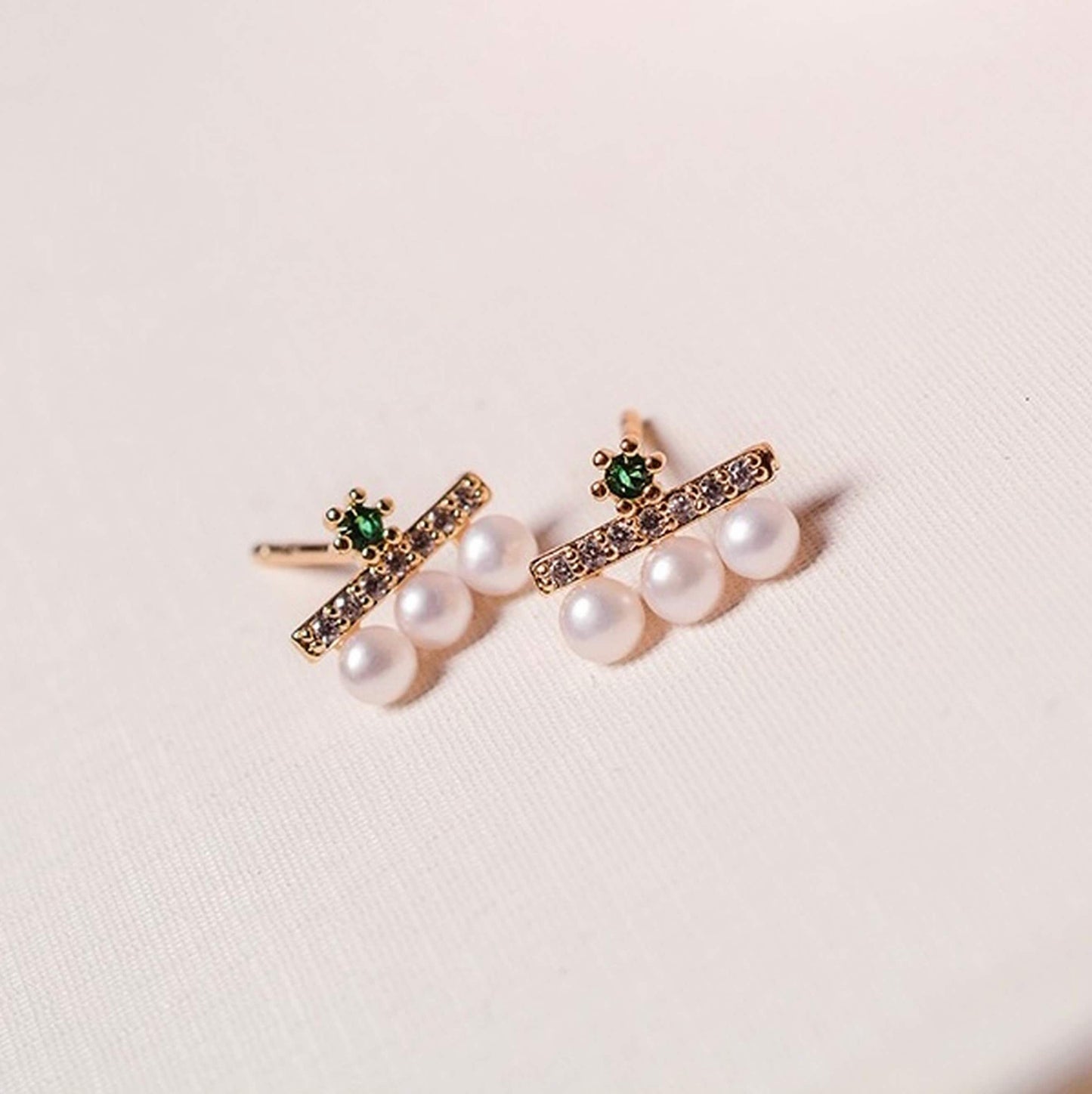 Dainty Green Emerald and Pearl Stud Earrings | Minimalism Emerald Pearl Ear Stud Climber