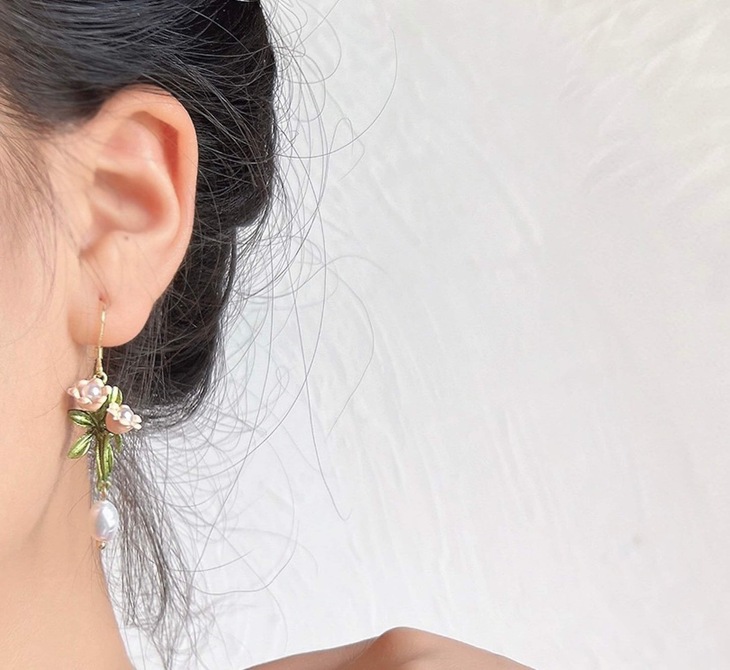 Mismatched Freshwater Pearl Drop Gold Hoop Earrings | Lily of the Valley Flower Cluster Earrings