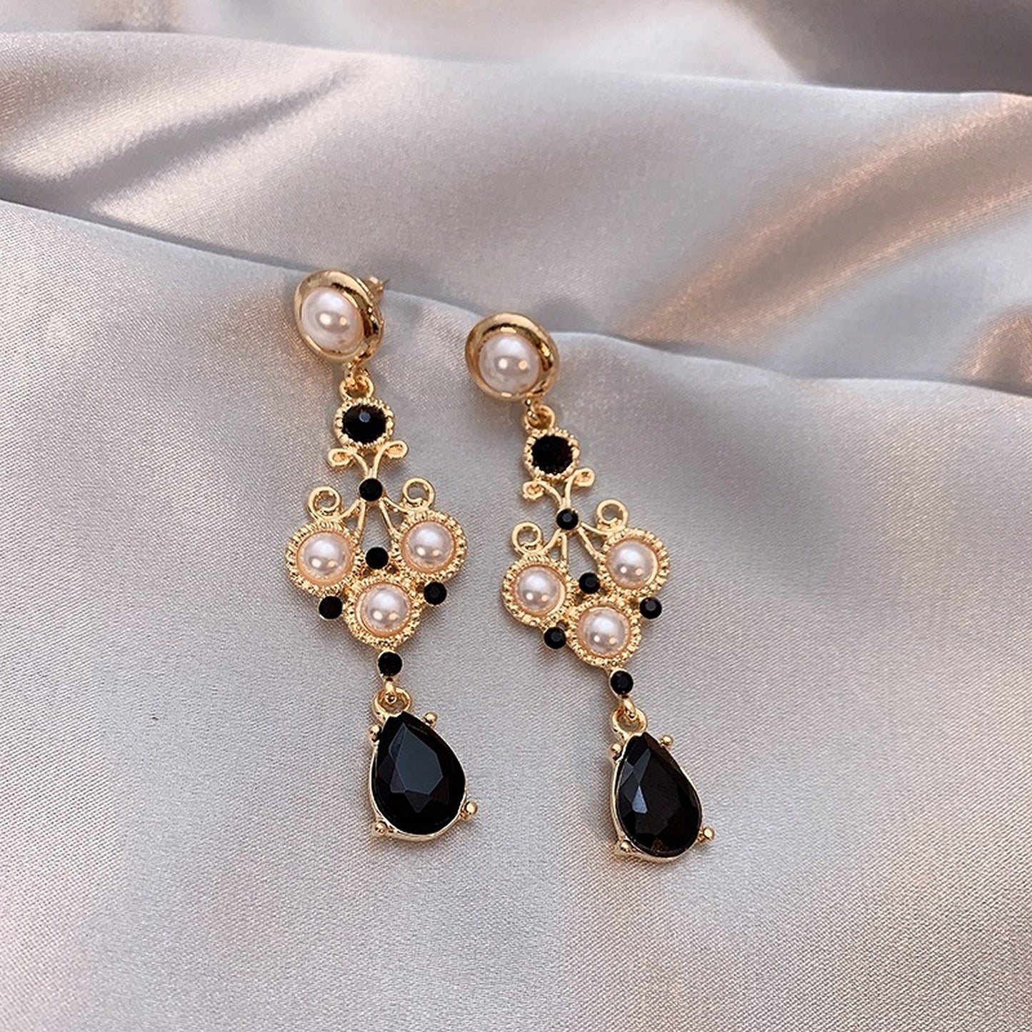Gothic Black Teardrop Earrings - Victorian Luxury Gold Lace Earrings - Baroque Pearl Black Onyx Fan Drop Earrings