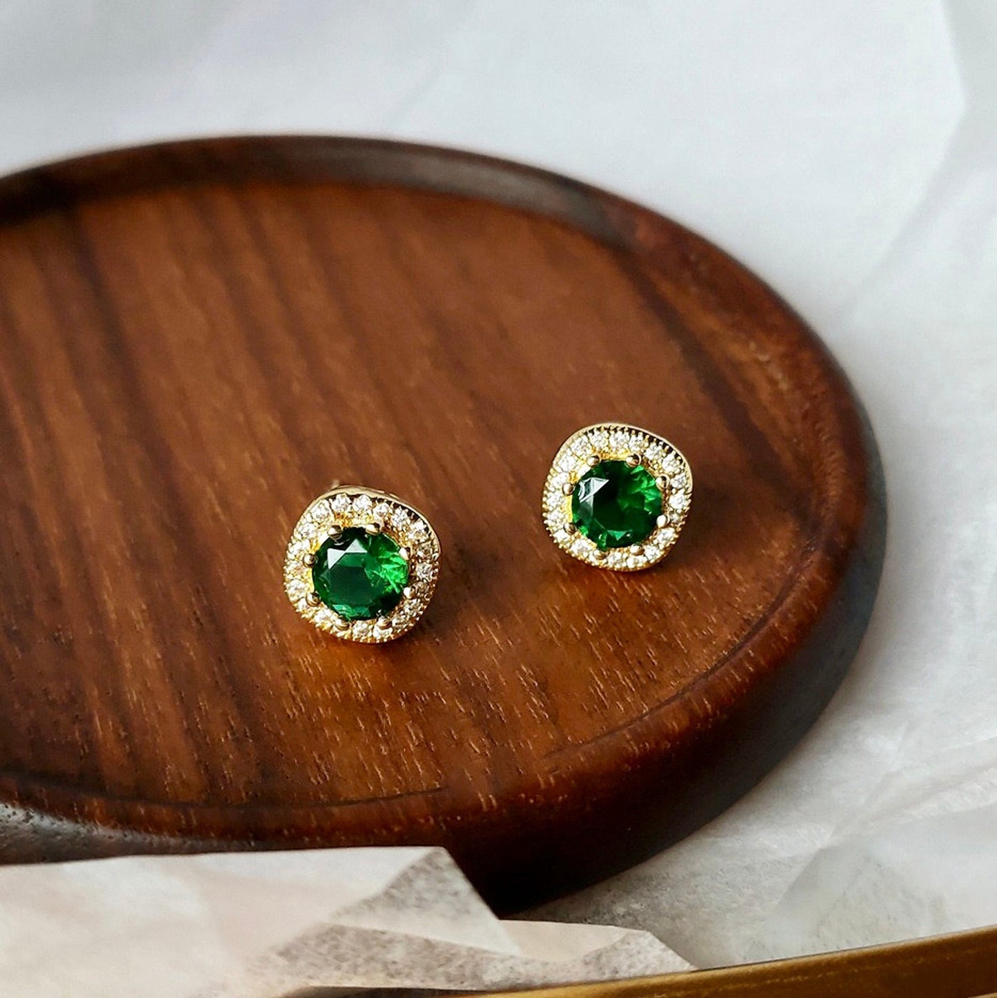 Minimalist Emerald Green Stud Earrings - Gold Lace Cushion Emerald Ear Stud Jackets