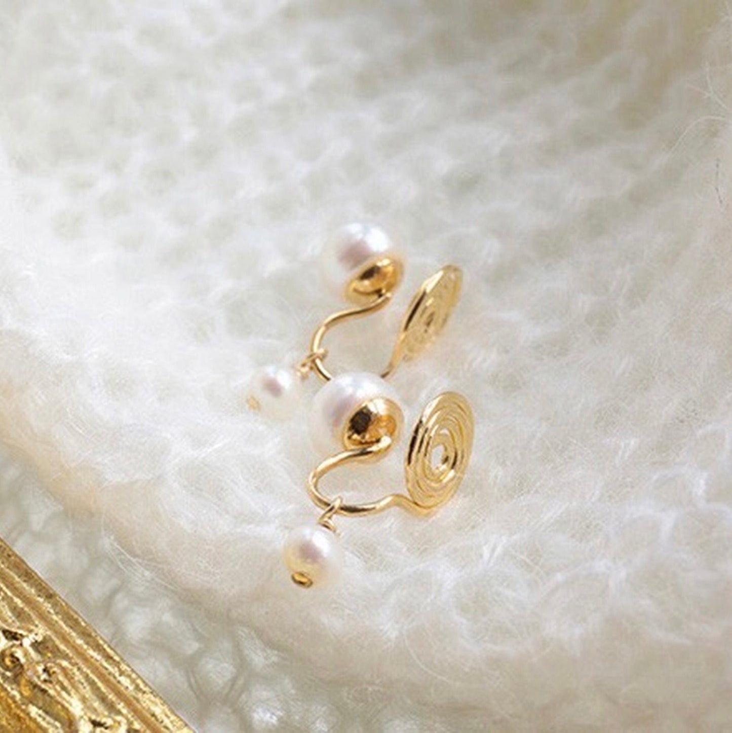 Handcrafted Non Pierced Pearl Studs - Minimalist Natural Pearl Clip On Dangly Stud Earrings