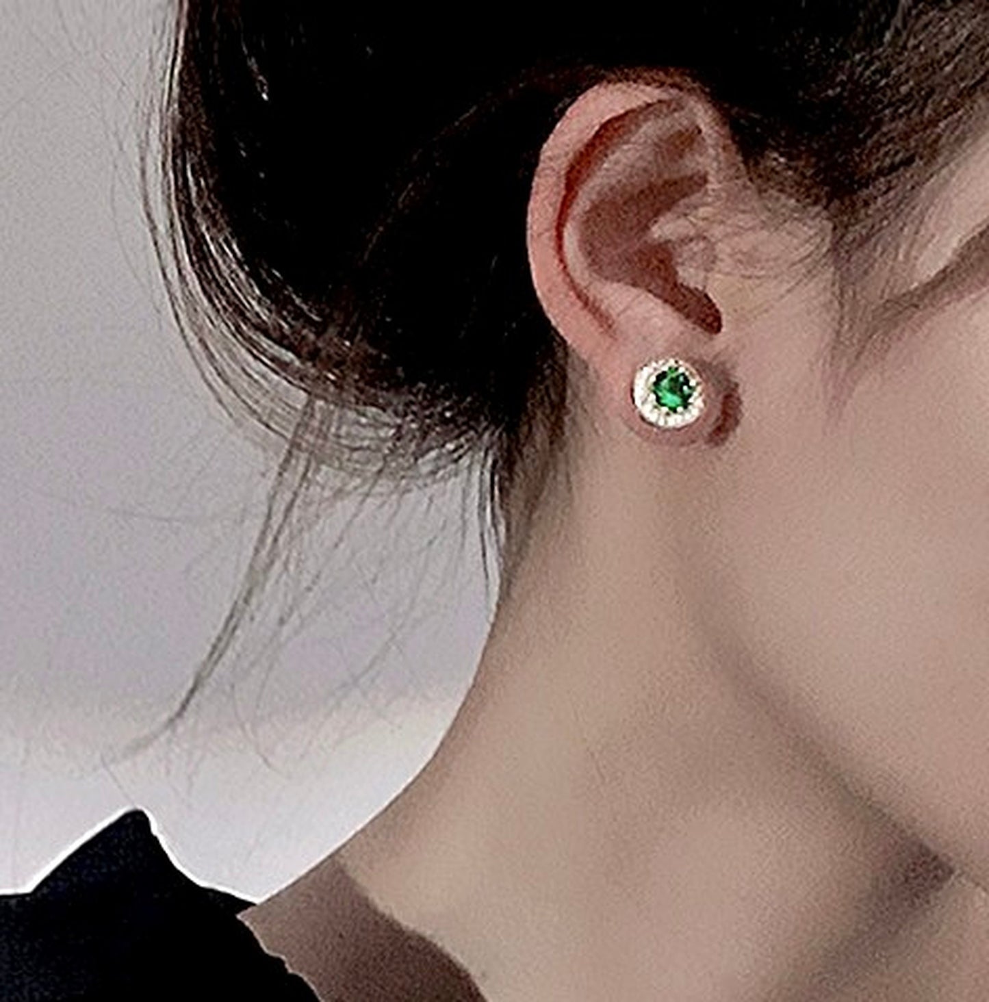 Minimalist Emerald Green Stud Earrings - Gold Lace Cushion Emerald Ear Stud Jackets