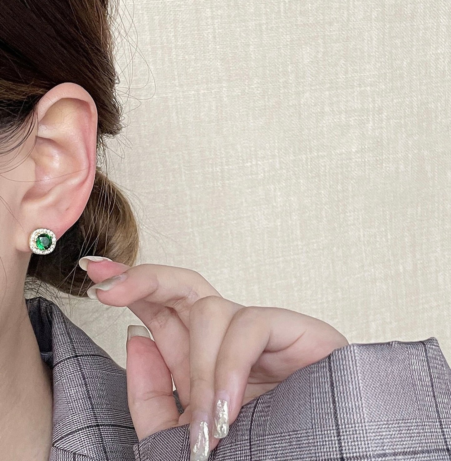 Minimalist Emerald Green Stud Earrings - Gold Lace Cushion Emerald Ear Stud Jackets