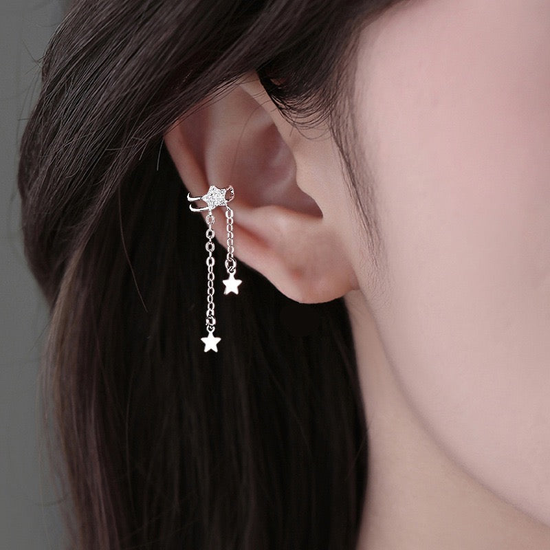 Sparkling Star Tassel Ear Cuff - No Piercing Celestial Silver Ear Wrap