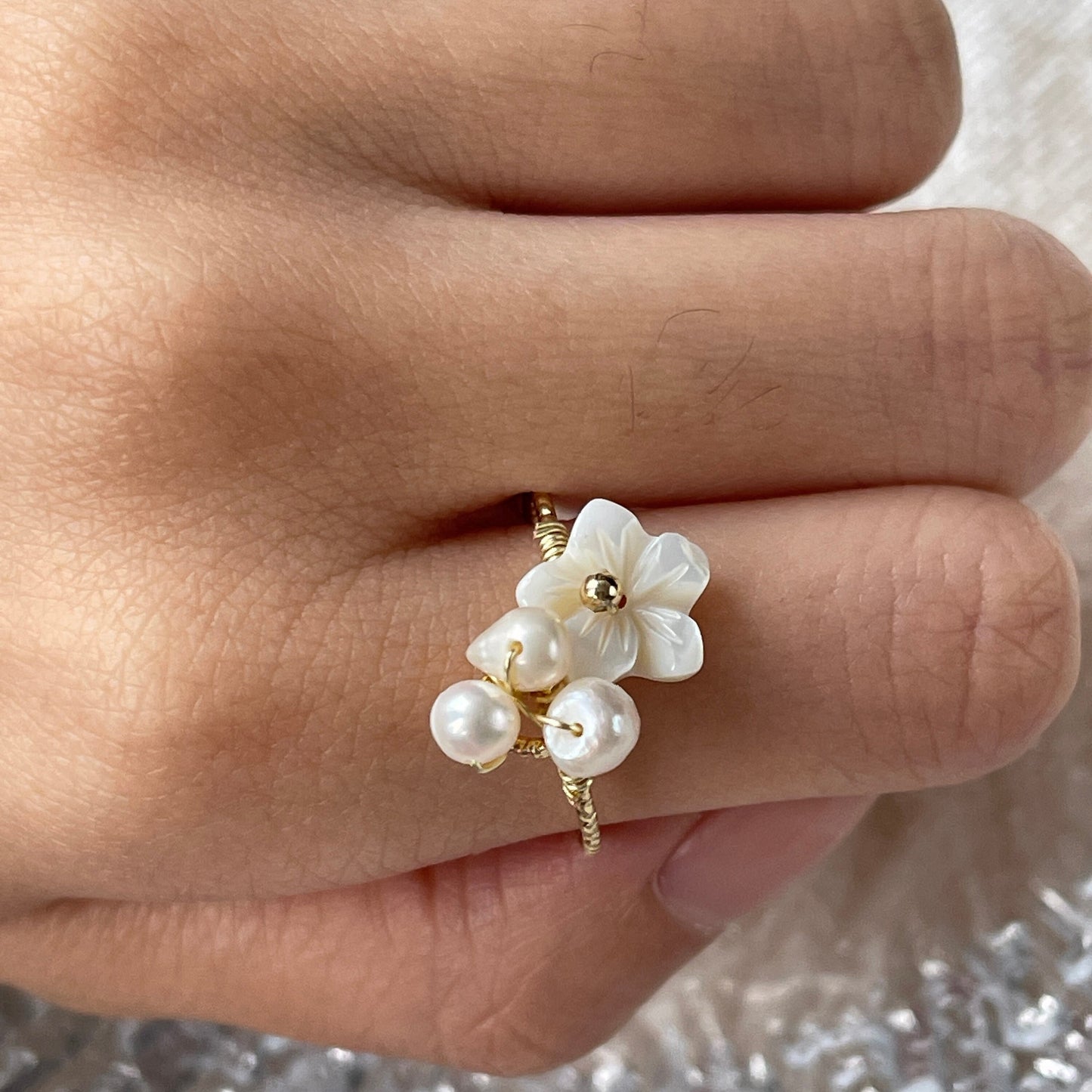Natural pearl ring, White flower ring, Floral pearl ring, Gold cocktail ring, Pearl stacking ring, Handmade pearl ring, Minimalist open ring