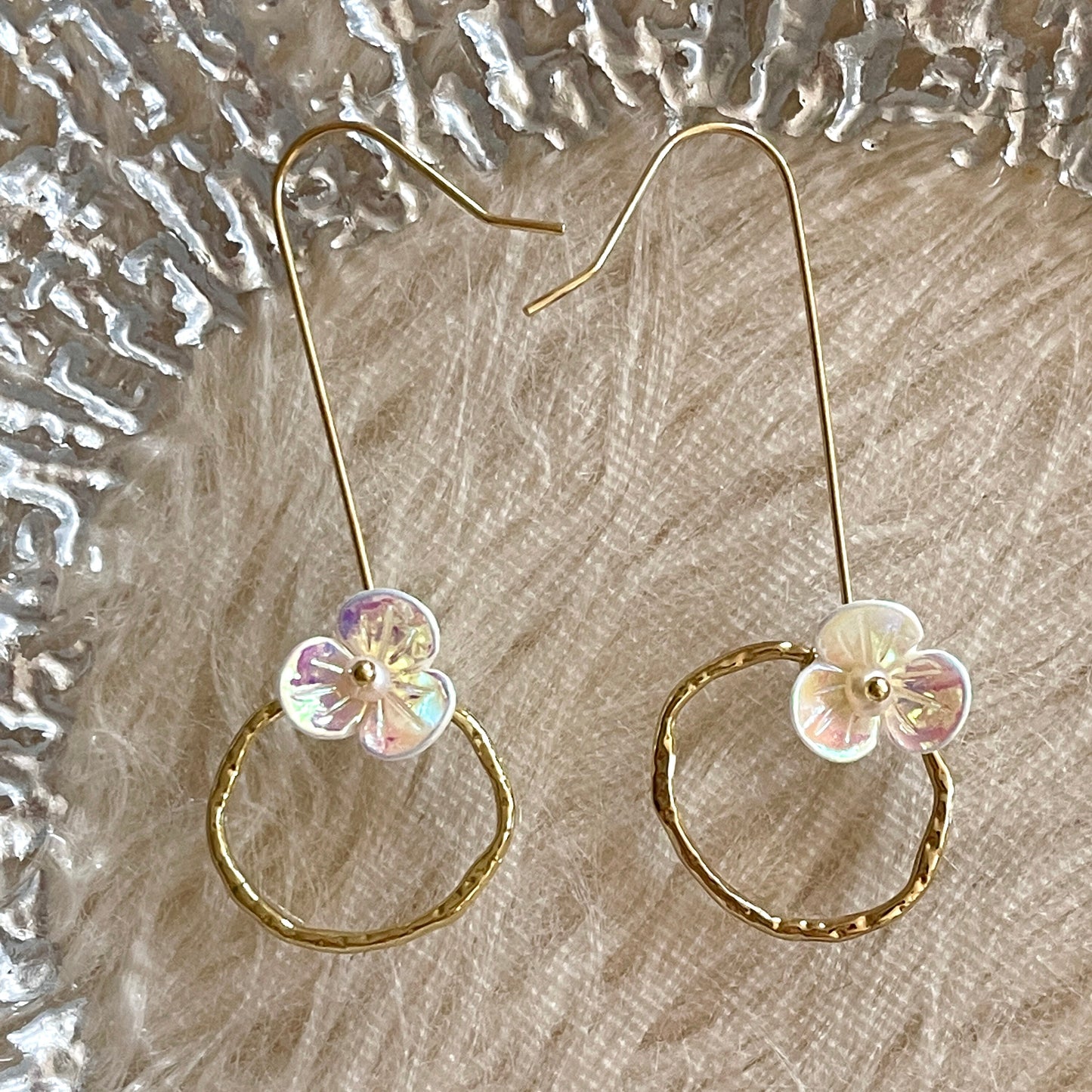 Gold hoop dangle earrings, color changing flower earrings, loop ring drop earrings, unique statement dangle, geometric earrings, y2k quirky