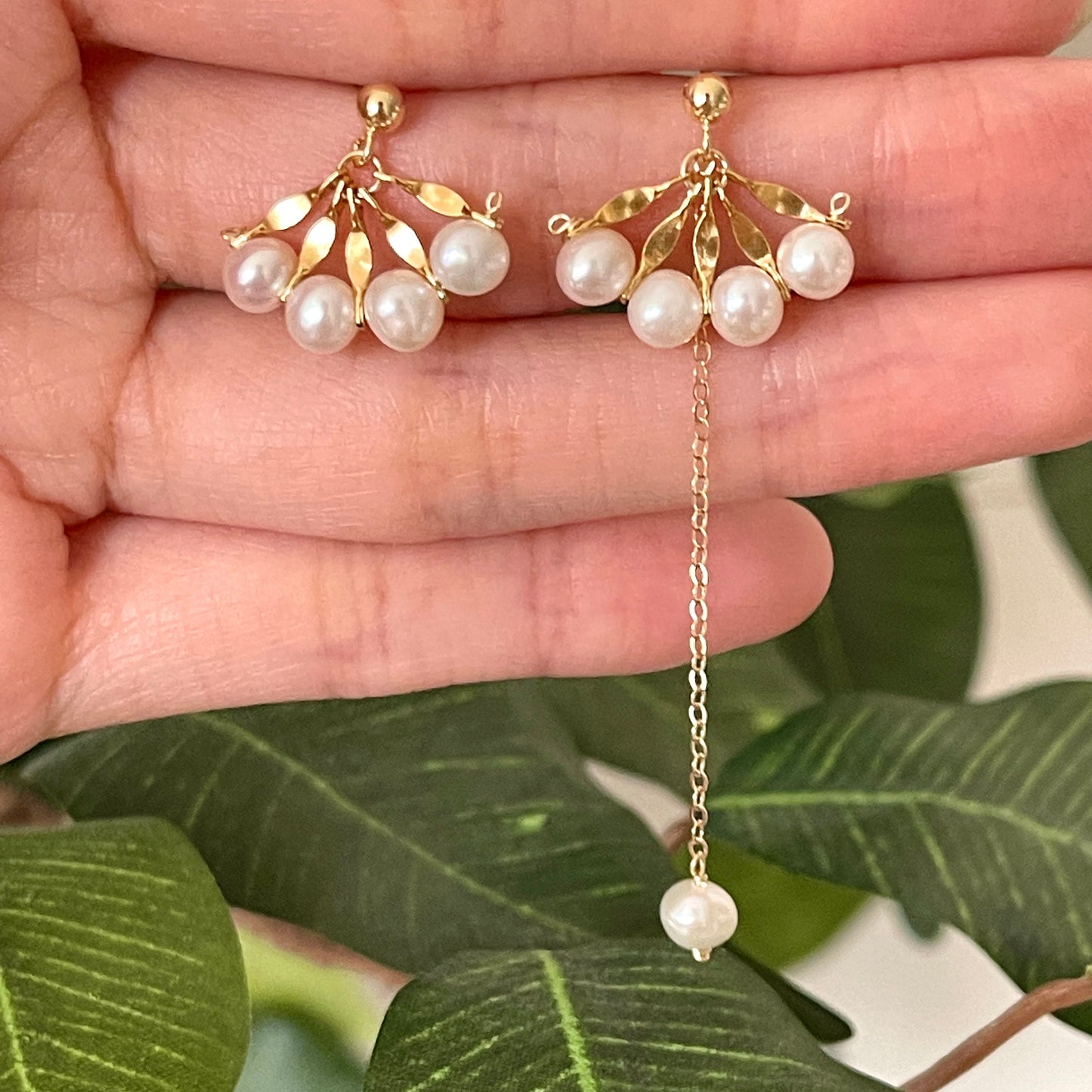 Mismatched fan shaped earrings, natural pearl earrings, 14K gold drop earrings, Asymmetric pearl earrings, handmade bridal wedding earrings