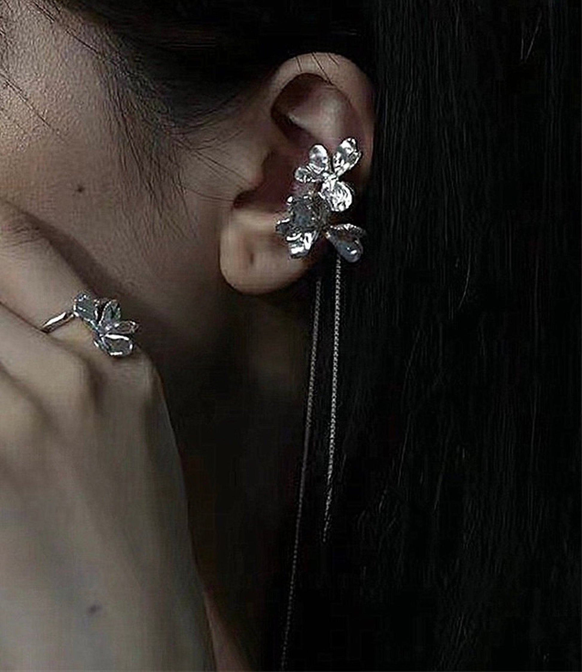 Gothic Punk Silver Clover Leaf Floral Ear Cuff Wrap No piercing Helix Cartilage Ear Vine Climber