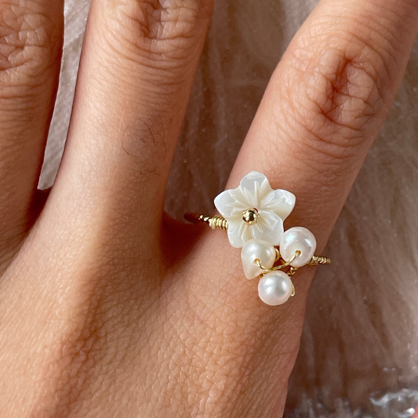 Natural pearl ring, White flower ring, Floral pearl ring, Gold cocktail ring, Pearl stacking ring, Handmade pearl ring, Minimalist open ring