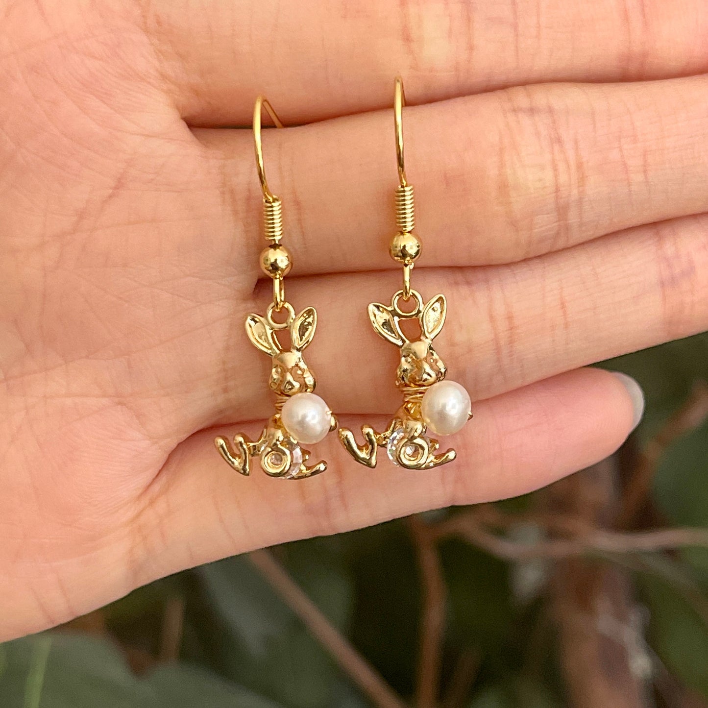 Handmade bunny earrings, 14K gold-filled dangle earrings, Natural pearl earrings, Rabbit earrings, Cute animal earrings, Unique Jewelry