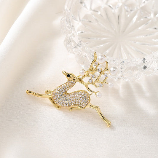 Delicate Reindeer Brooch, Baroque Pearl Gold Rhinestone Brooch Pin Lapel, Vintage Christmas Jewellry Gift, Antique Statement Brooch, Dainty
