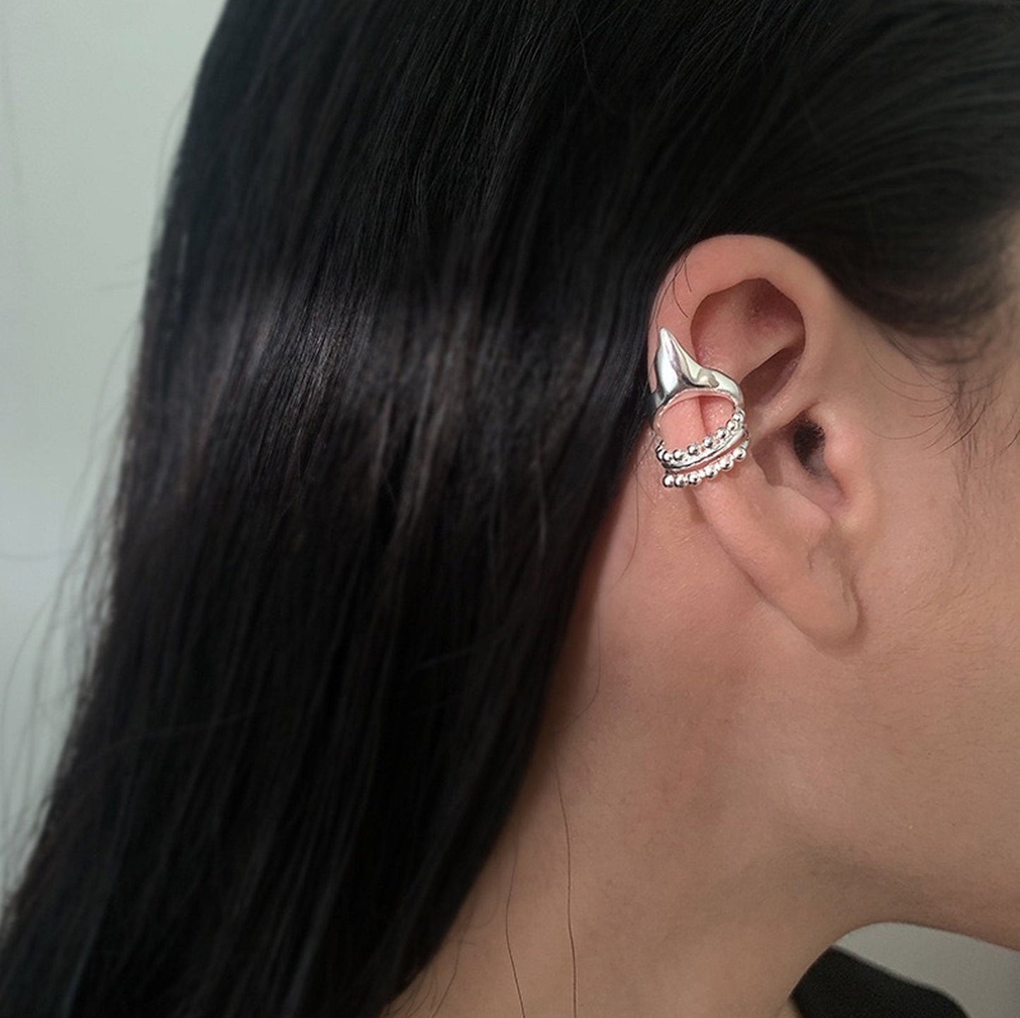 Non pierced elf ear cuff, Gothic silver cuff earrings, Elves fairy ear climber, Celtic spurs earrings, Punk helix ear jewelry, Layered cuffs