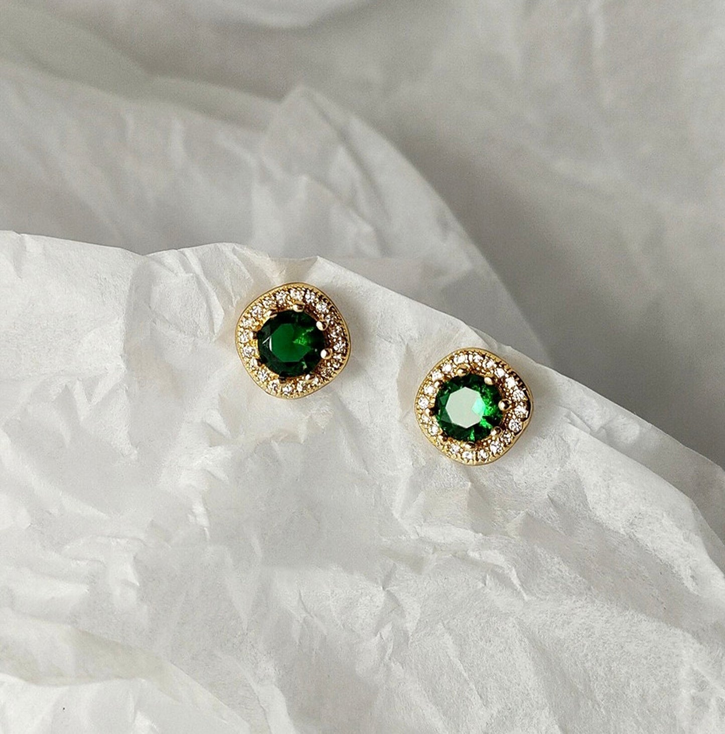 Minimalist Emerald Green Stud Earrings, Vintage Style Emerald Gold Lace Ear Stud, Cushion Halo Stud, Bridesmaid Weding Emerald Jewelry Gifts