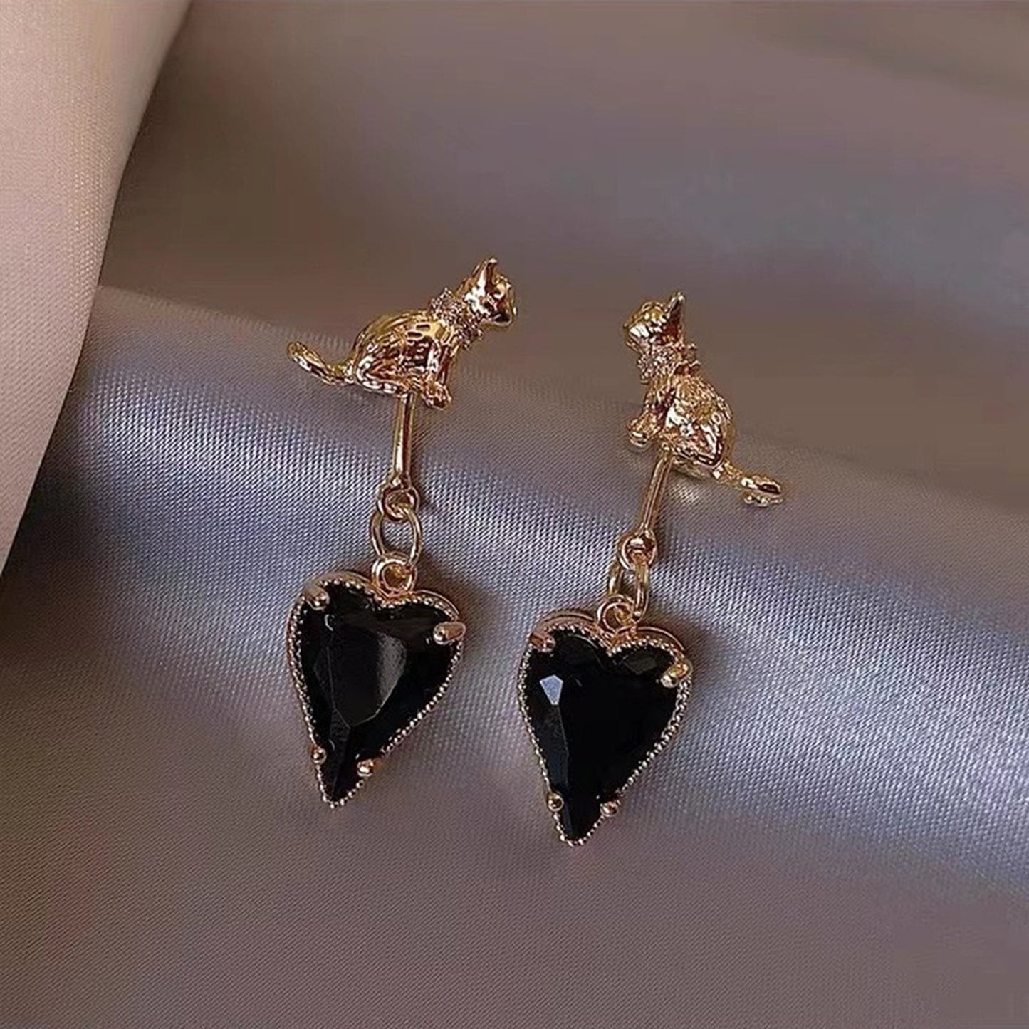 Black Cat Earrings, Gothic Earrings, Kitten Earrings, Black Stone Earrings, Dark Lolita Earrings, Heart Drop Earrings, Unique Earrings, Gift
