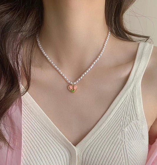 Y2K Pink Tulip Heart Charm Pendant | Handmade Pearl Bead Collar Choker Necklace